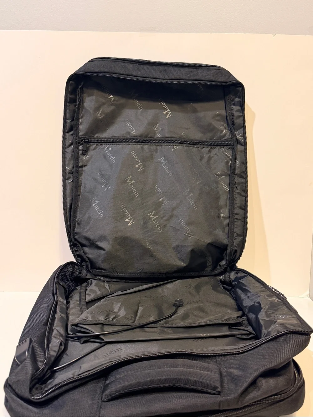 NWT Matein Black Backpack - Durable Travel & Commuter Bag